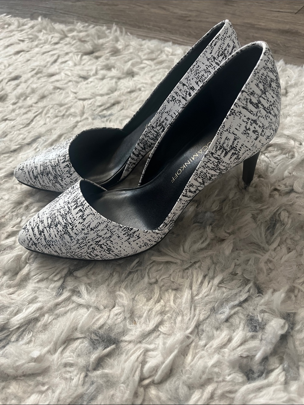 Rebecca Minkoff White & Black Textured Pointed-Toe Pumps
